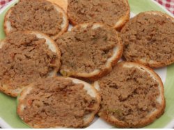  Canapés de sardinas