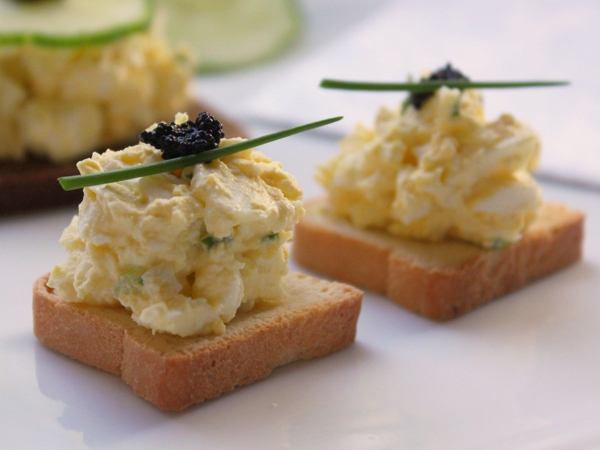 Canapes de caviar