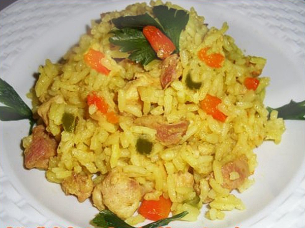 Arroz atollado de carne ahumada