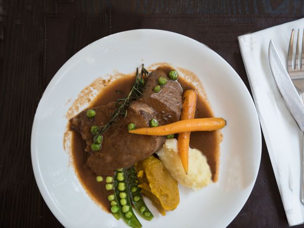 Lengua a la jardinera